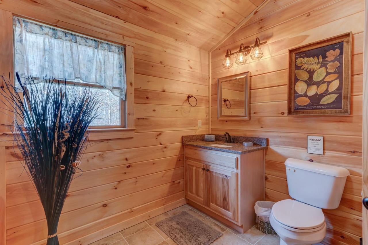 Hot-Tub 6 Seater, Fire-Pit, Master King Bed, Wineries, Pickleball, Resort Amenities Ellijay Exterior foto