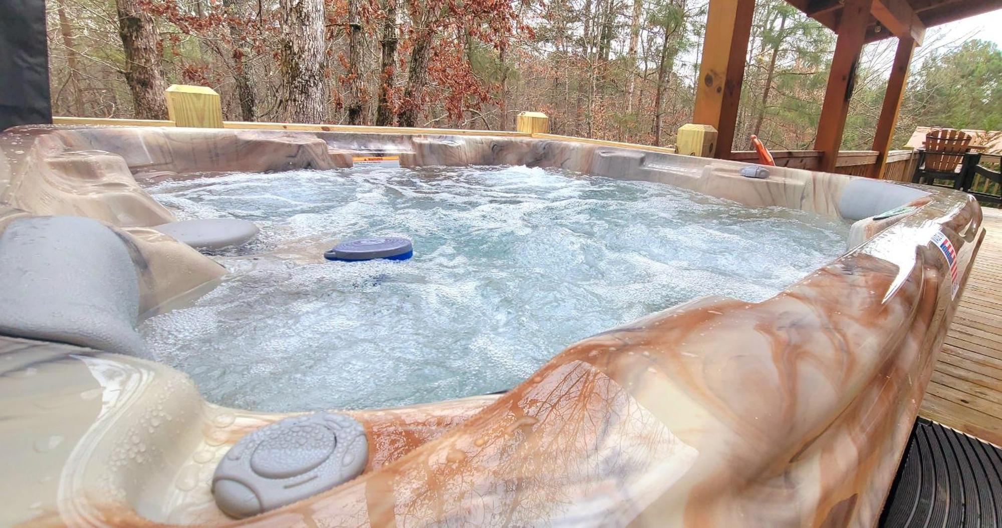 Hot-Tub 6 Seater, Fire-Pit, Master King Bed, Wineries, Pickleball, Resort Amenities Ellijay Exterior foto